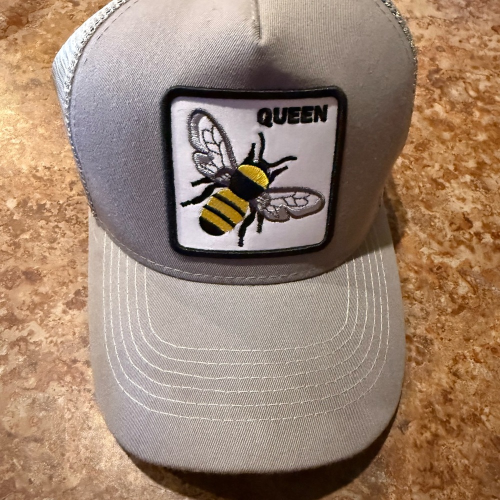 Gray Trucker Hat With Bee Patch - image 1